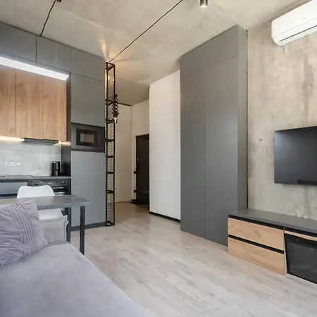 Petrovdom 05-104b In Rc Yaroslaviv Grad, Bulvarno-kudriavska 17b Apartment *
