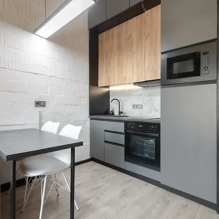 Apartment Petrovdom 05-104b In Rc Yaroslaviv Grad, Bulvarno-kudriavska 17b *