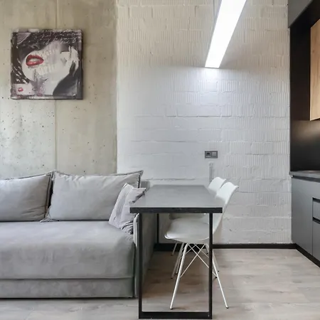Petrovdom 05-104b In Rc Yaroslaviv Grad, Bulvarno-kudriavska 17b Daire